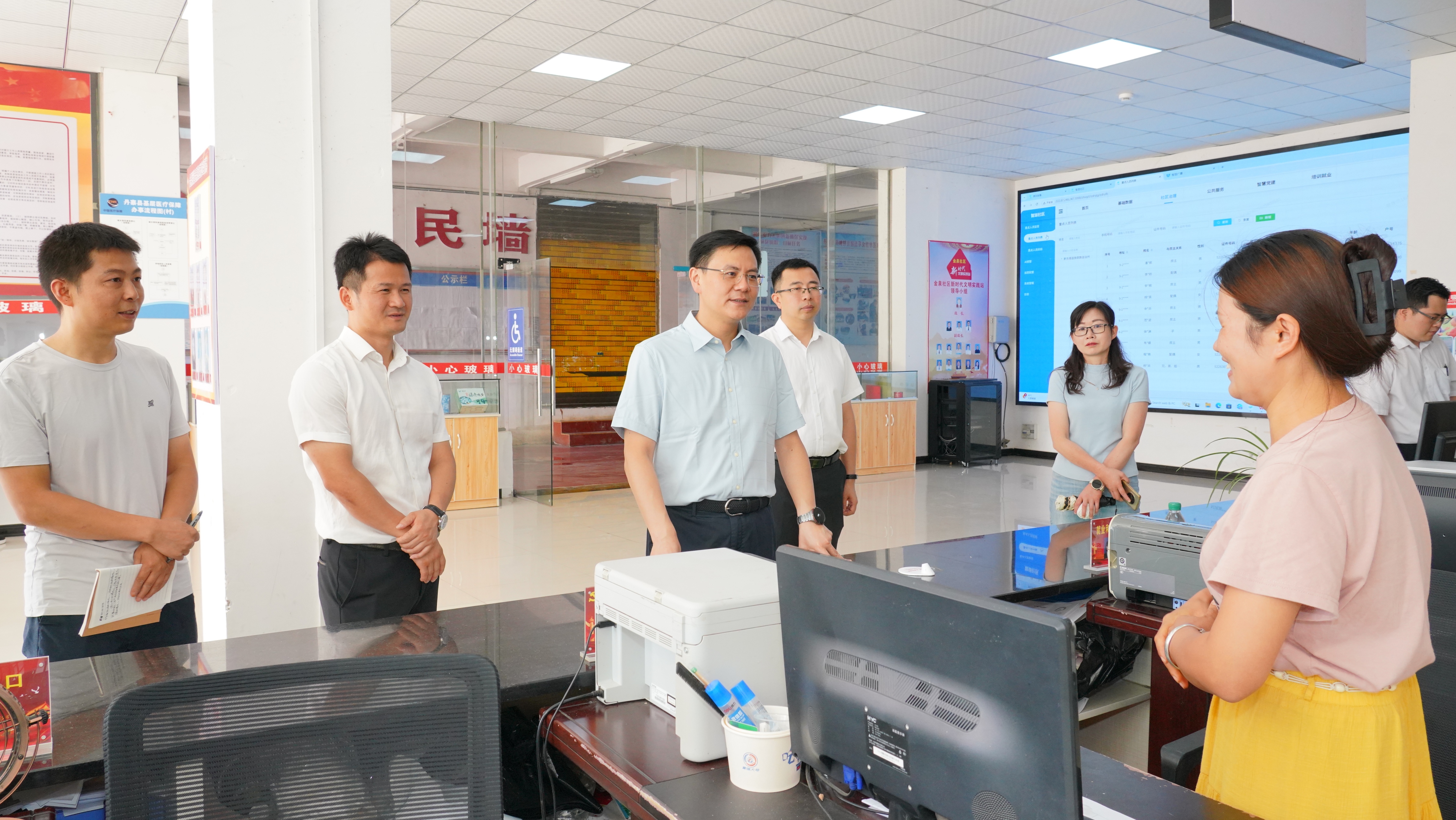 王永明到金泉街道调研